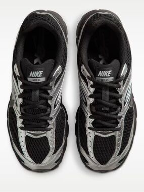 Nike Air Max MOTO 2K Athletic Sneakers
